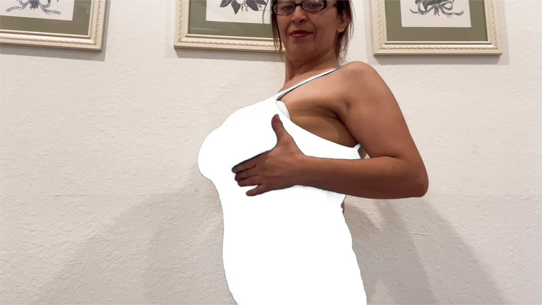 VeeVee Vixen: 乳房跳跃的色度奶子