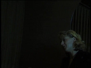 Naughty Girls: Late night glory-hole orgy