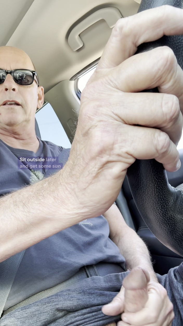 ProfessorPaul: Stepdaddy Jerks in While Driving
