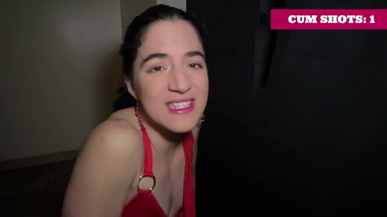 Cliff Media: Kijkgatslet slikt 12 spermaladingen - Vanessa Cliff