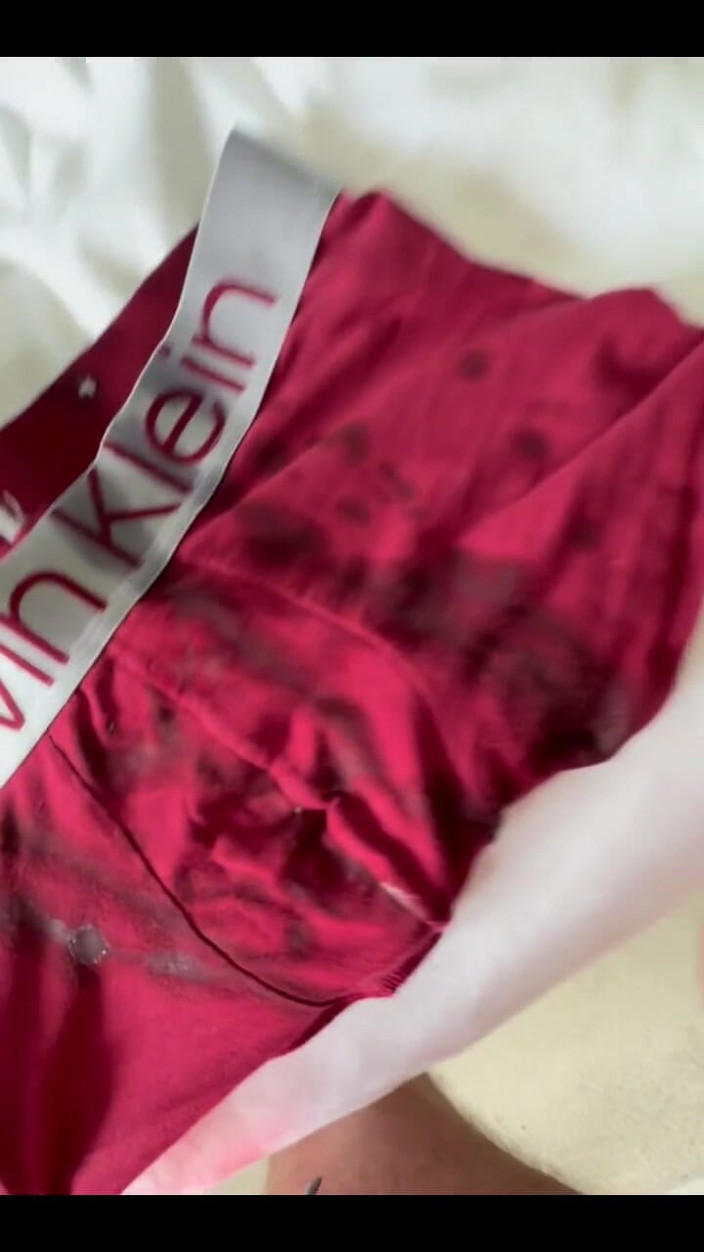 NaughtySub4Use: Não consigo parar de brincar comigo mesma