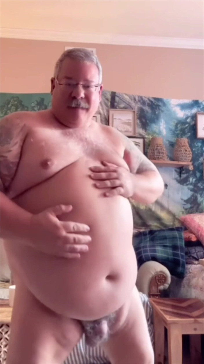 Hand-Free-Daddy-Chub: Erotic Naked Fat Man Belly Bear Dancing