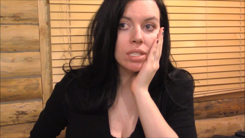 Lovely Lilith: Meine titten werden bei der arbeit explodieren