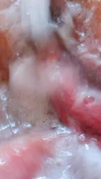 JuicyDream - Fitta spela och sperma på hennes röv i badkaret