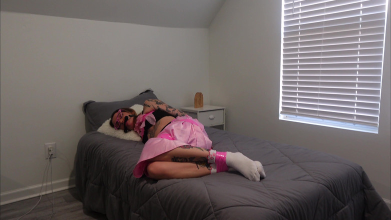 Kink in Time: Sutton's Sultry '50s Bondage Fantasy 4K POV Restraint Ecstasy Awaits!