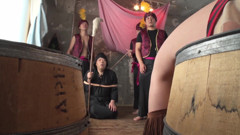 Caribbeancom: Japanese chick gets banged and jizzed in foursome
