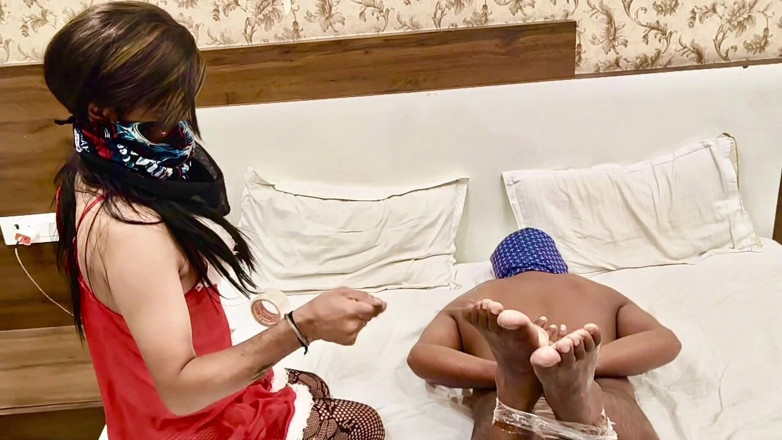 AmarTlove: BDSM จัดหนักในห้องโรงแรม
