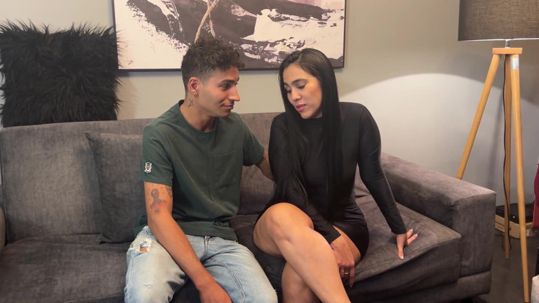 MilanRodriguez: 既婚の熟女は巨根で売春婦を雇い、彼女の寝取られた夫の前で彼をファック - ハードコア