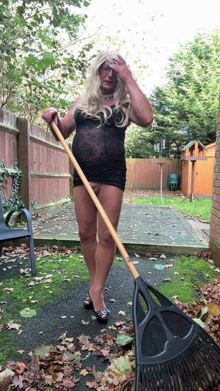 Kellycd2022: Siyah dantelli elbiseli ve dikişsiz külotlu çoraplı seksi travesti kellycd2022