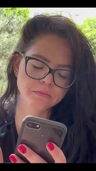 Merokok Selama menjawab di Onlyfans saya untuk Pesan Anda