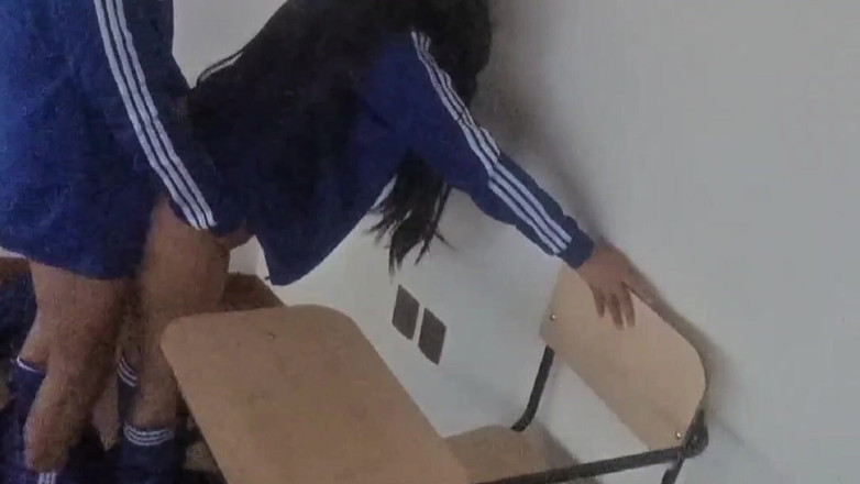 Astrid Cute: Studentka kazał mi ją przelecieć po zajęciach z matematyki, daje...