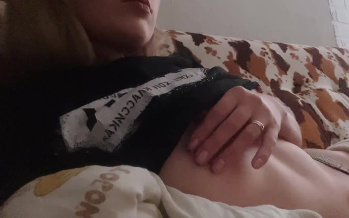 Rita_Solo: Je suis entré dans le téléphone de ma copine et...