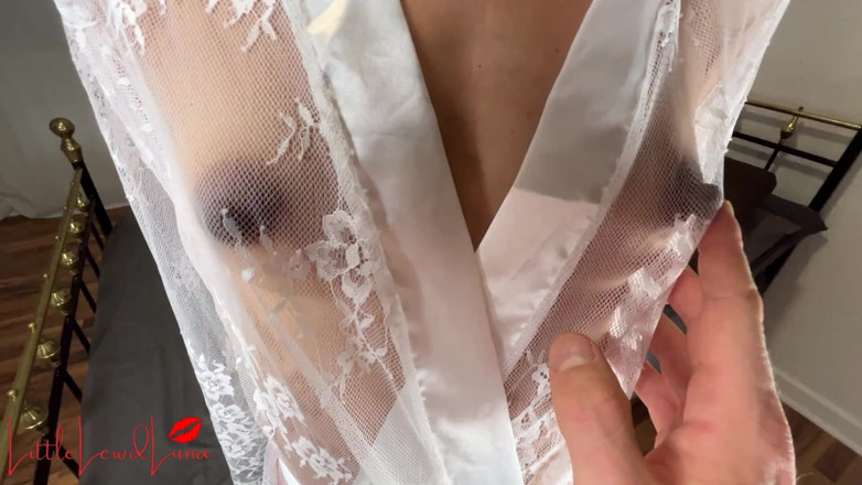 LittleLewdLuna: Mrdka v mých kalhotkách! Drobná asijská teenagerka tě chce zblízka...