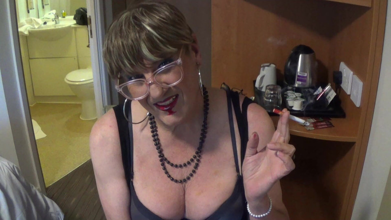 Mature Tina TV: Lifestyle Travesti