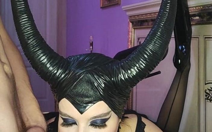 Princess18_: Succubus totálně ignoruje velkého čůráka