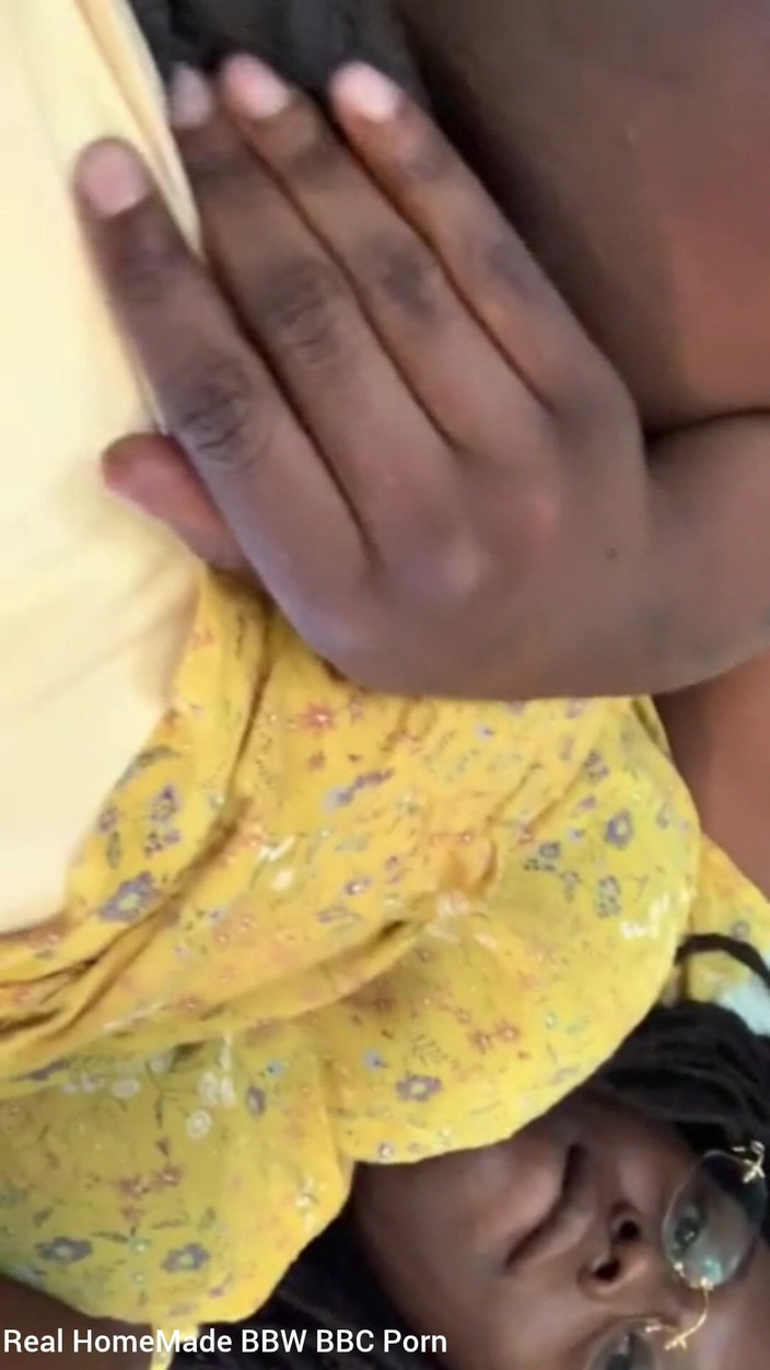 Super sexy ebony cuties: Cewek sange dengan celana dalam ini lagi asik ngusap memek...