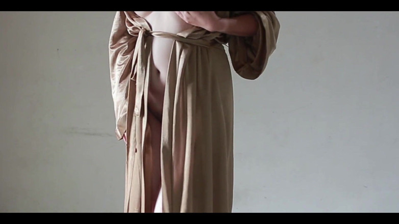 deafheaven666: Nuova ragazza hyper indo pronta a fare la doccia e...