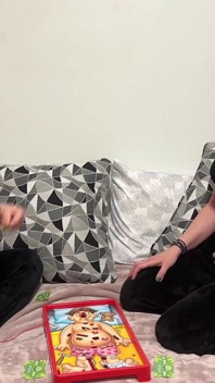 Amethyst und Raven würzen ihre Spielzeit mit einem verlockenden Twist