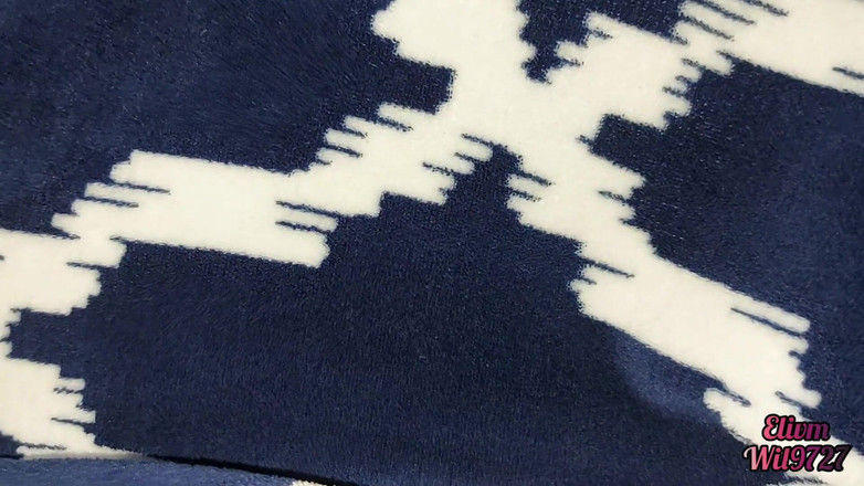 Wil9727: Grote strakke harige kut van mijn buurman