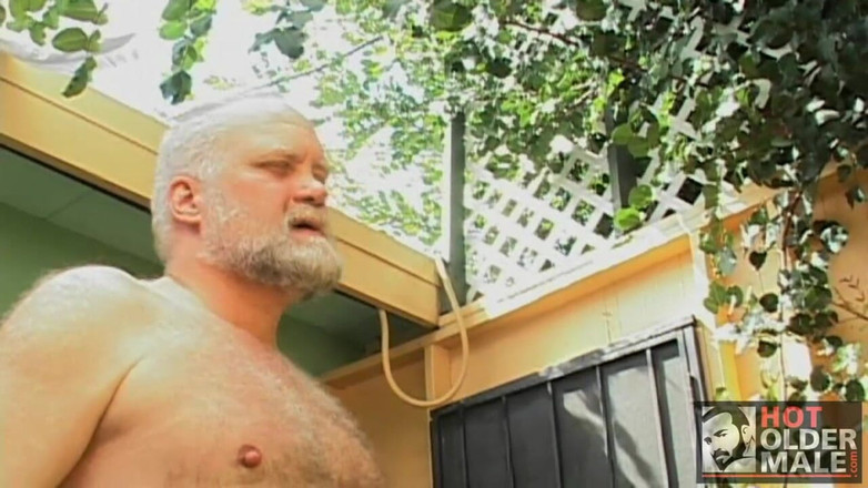 Pantheon men: Zakelijk pak ontmoet werklaarzen