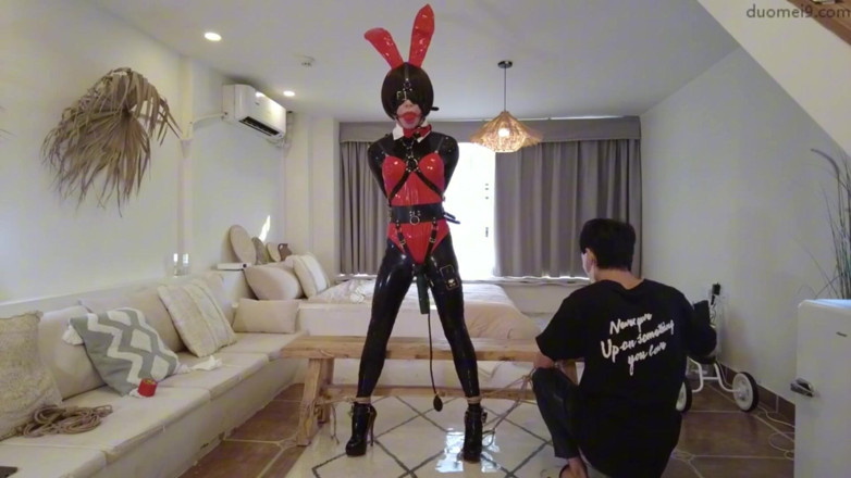 Aisan girl bondage: Mz13 - awek bunny dengan bibir keras