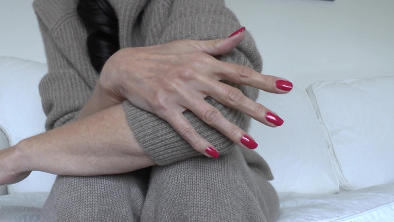 Lady Victoria Valente: Red Fingernails JOI Part 2, Presented by Lady Victoria Valente