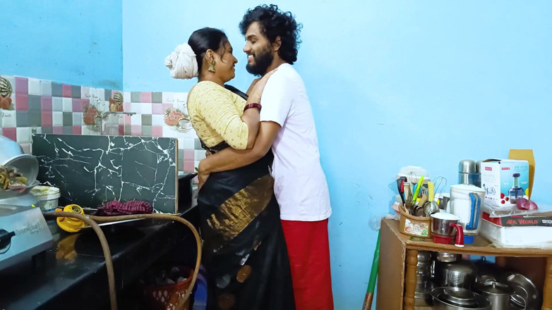 Vaigavarun45: Cặp đôi Ấn Độ làm tình nóng bỏng