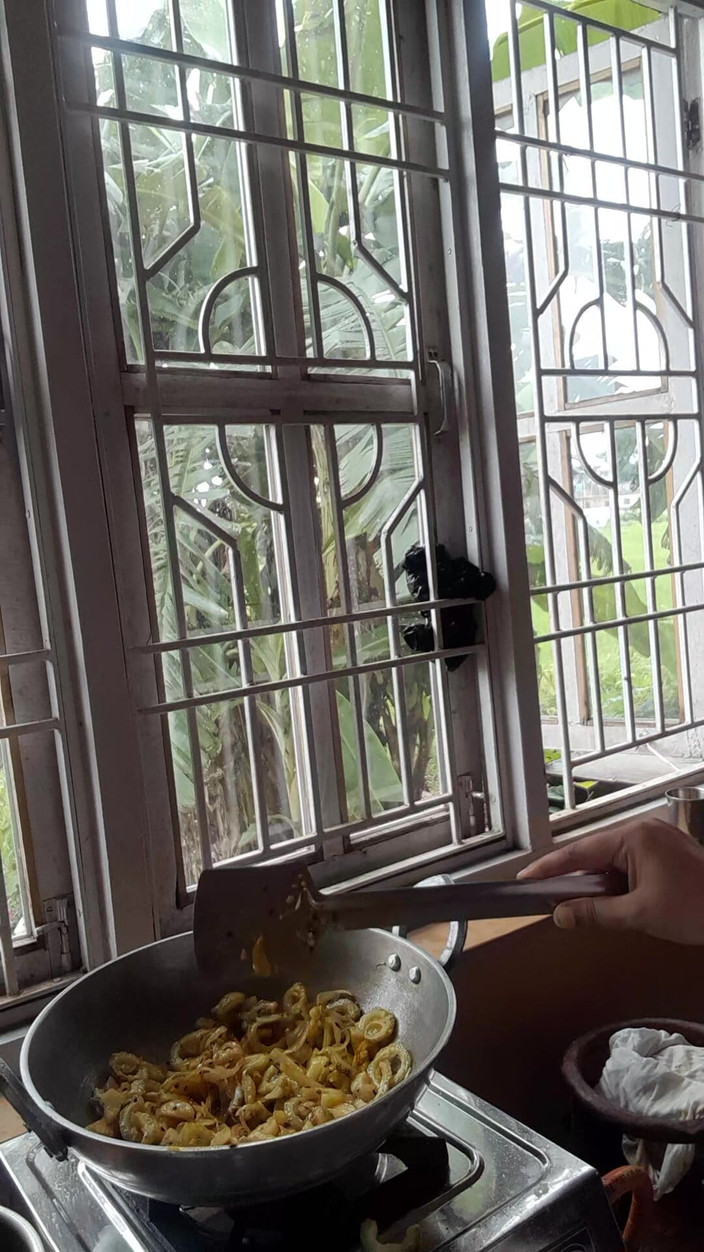 Puja555: Desi v kuchyni