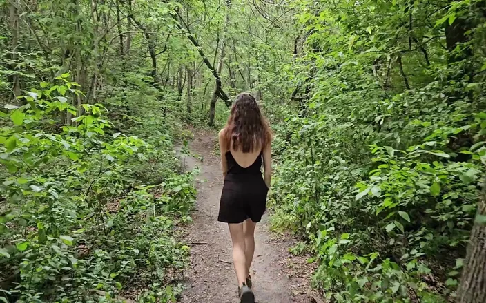 Ohseehere: Quick End to a Long Walk in the Forest