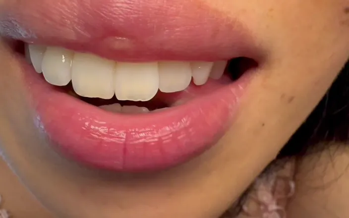 Asmr_mouth: Come on Top of Me and Smell My Breath