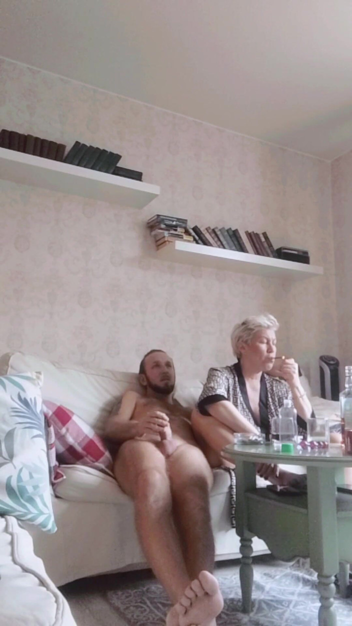 Crazyfamily 1970: Moje macecha a já milujeme sledování porna a sex