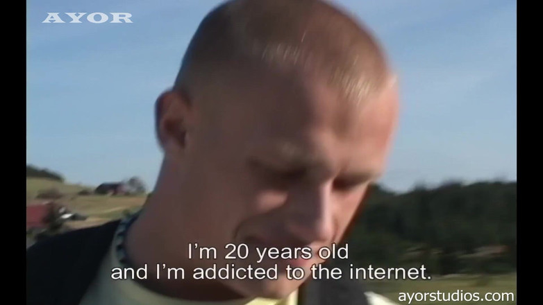 AYOR studios: Hung Beauts Go Spit-rostning Galen för sperma!