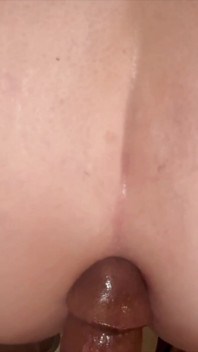Anale dildo en een grote zwarte lul