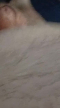 Nowy wytrysk wideo z wibratorem w moim tyłku