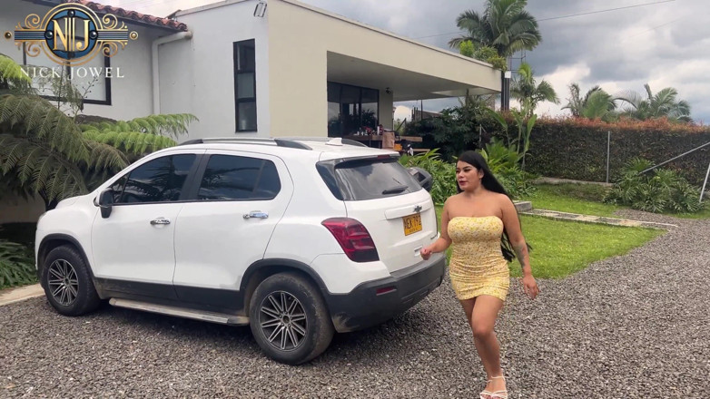 NickJowel: I Give a Punishment to the Peruvian Housewife Issane