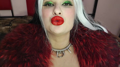 Princess18_: Cruella de vil फर और फुहार का मजा लेती है