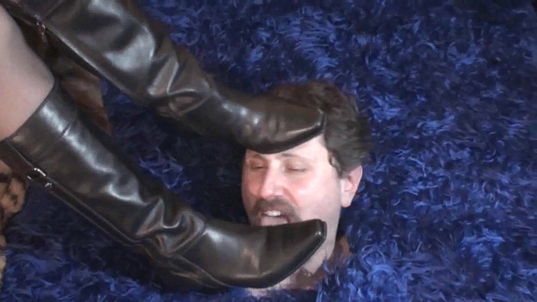 Femdom Austria: Face Is Dashed to the Ground