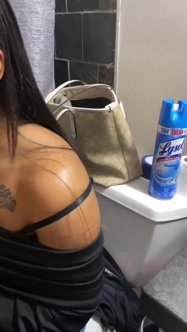 SexLoveRed: Roztomilá Ebony saje oříšek z ptáka