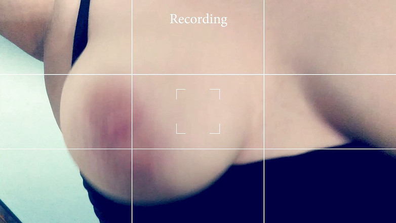 Campsissyboi: De aftrekbeurt naar mijn nek oksels en tietenspel trekken het...