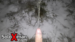 SoloXman: Mladý čůrák poprvé čůrá ve sněhu