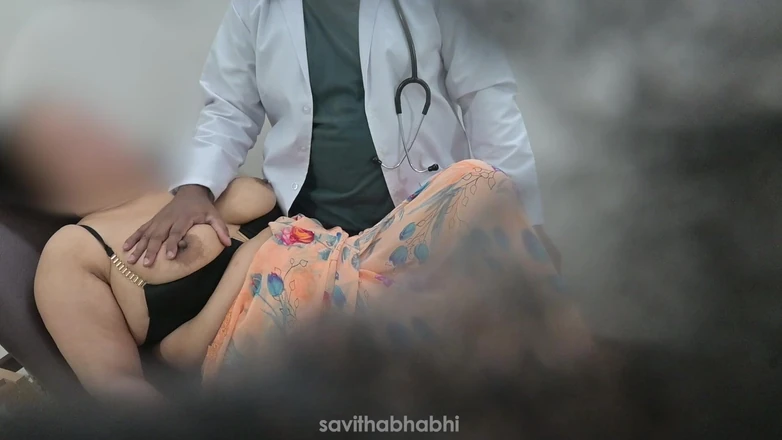savithabhabhi: Lady Patient Got by Doctor
