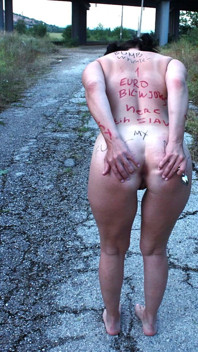 Slave Tih Outdoors to Entertain Strangers