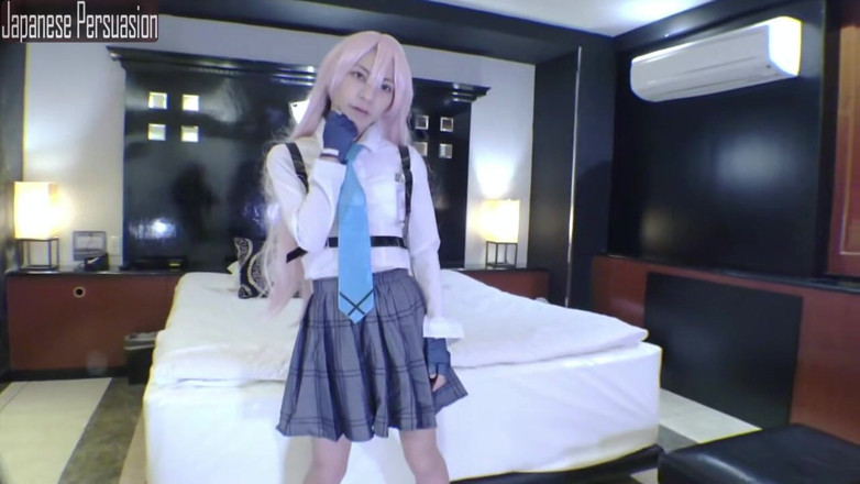 J-Girls Club: Blue Archiv Hoshino Cosplay Debut. Štíhlý Idol Level Cosplayer v divoké...