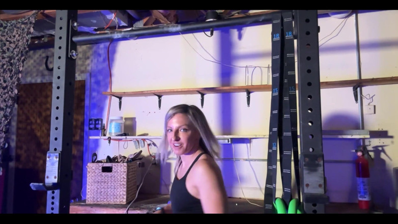 Lora Cross: Strong Blonde Pull-ups