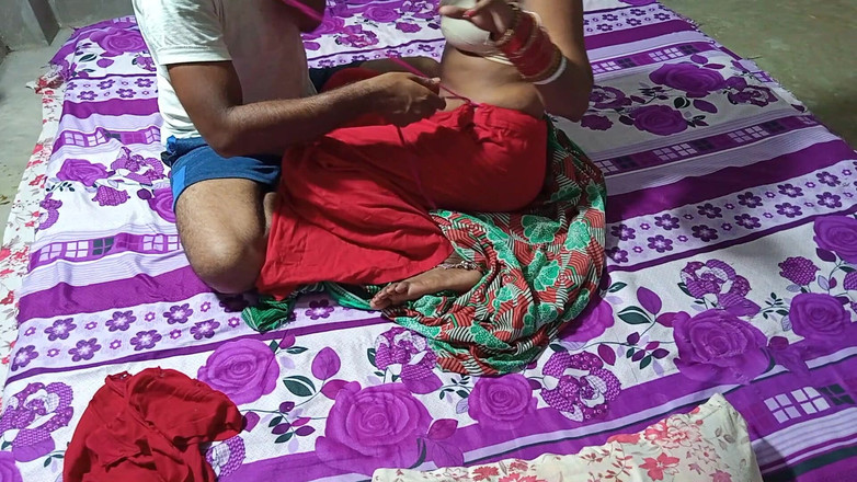 FireeCouple: Morgen ich kapde bechne wali Garib Ladki Ko pese Dekar...