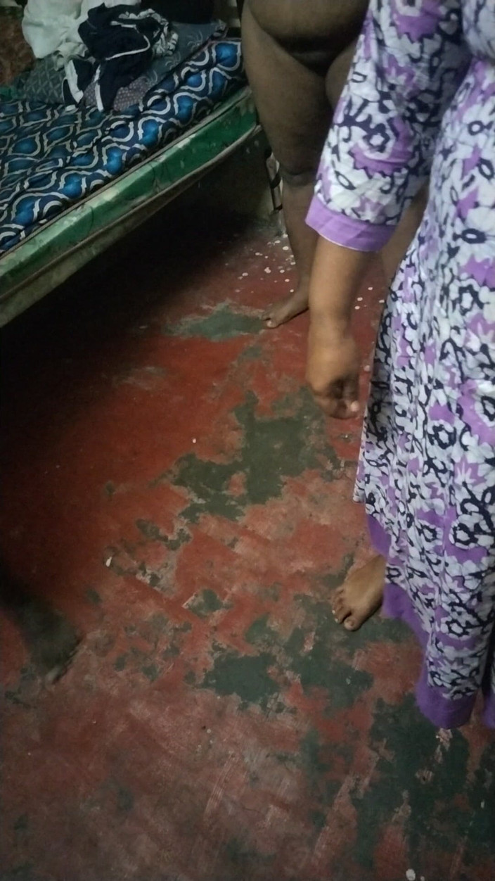 Tamil lesbian: Tamil sujo grupo falando sexo a três