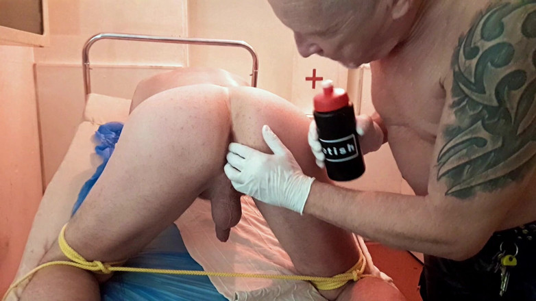 Master Drex: Il suo culo in clinica