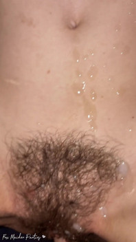 Quick Cumshot on Hairy Pussy Bush in Missionary