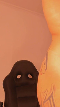 Roleplay: Chefe Encontra Sua Secretária Latina e Tatuada Transmitindo ao Vivo Enquanto Se Masturba