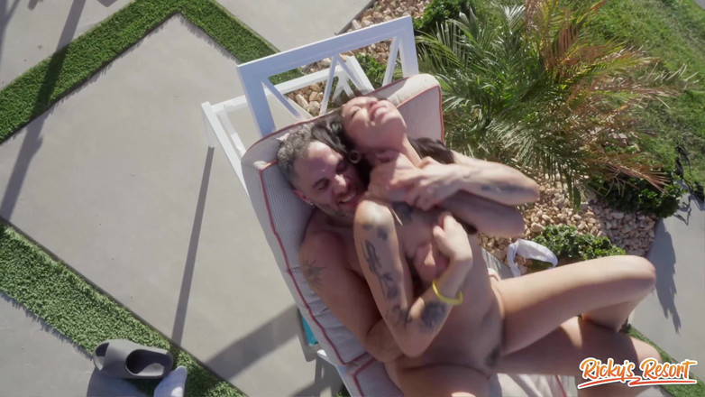 Ricky's Resort: Vanessa Sky episódio
